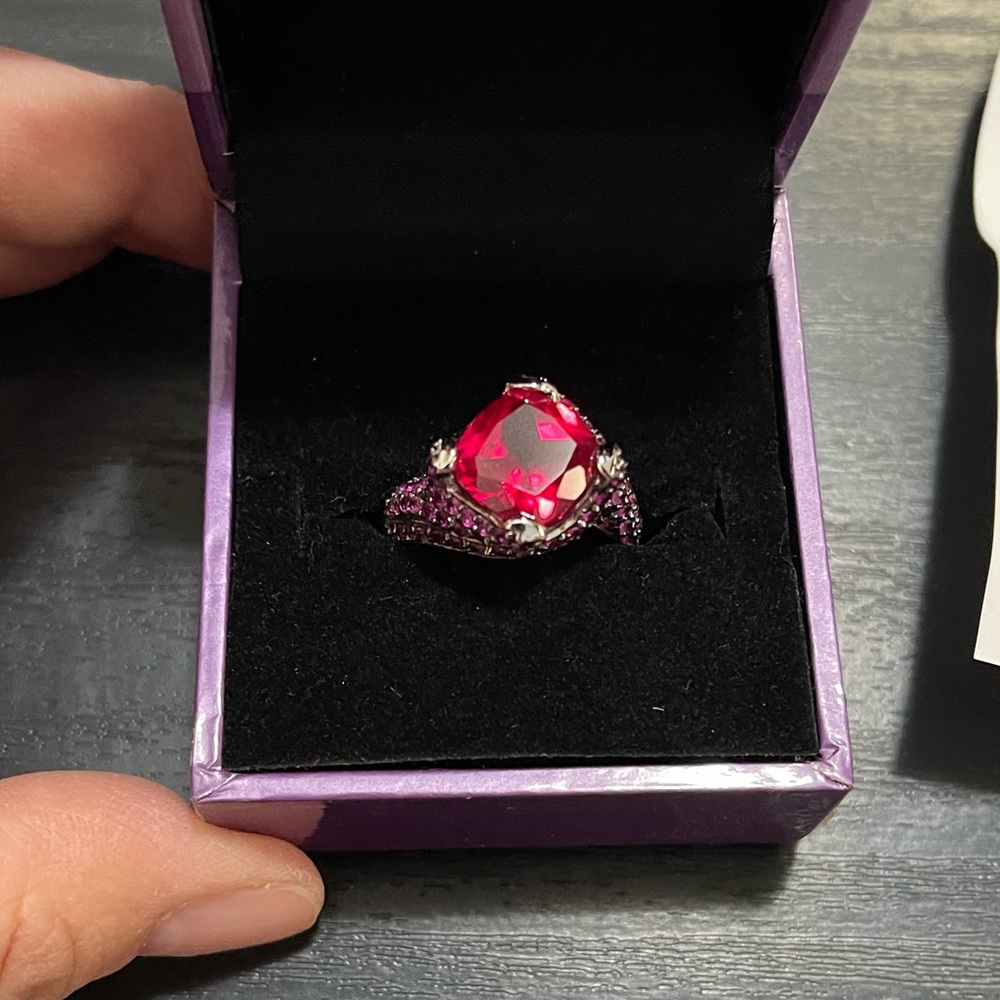 Suzanne Somers Ruby Ring
